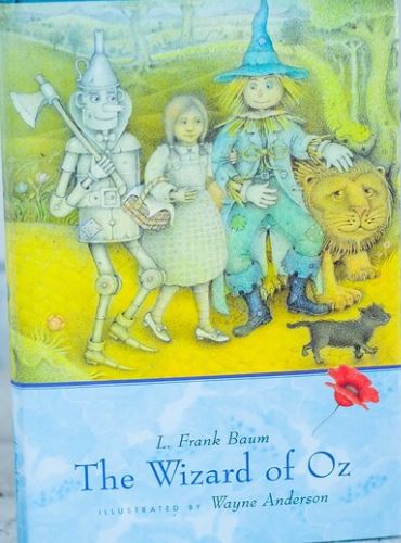 The Wonderful Wizard of Oz - WaterBearReads